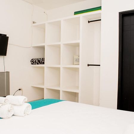 Hotel Agua Dulce Санта-Марта Экстерьер фото