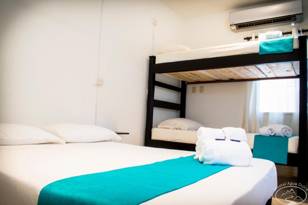 Hotel Agua Dulce Санта-Марта Экстерьер фото